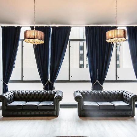 The V.I.P Suite - Sleeps 24! Best For Large Groups Liverpool Exterior photo